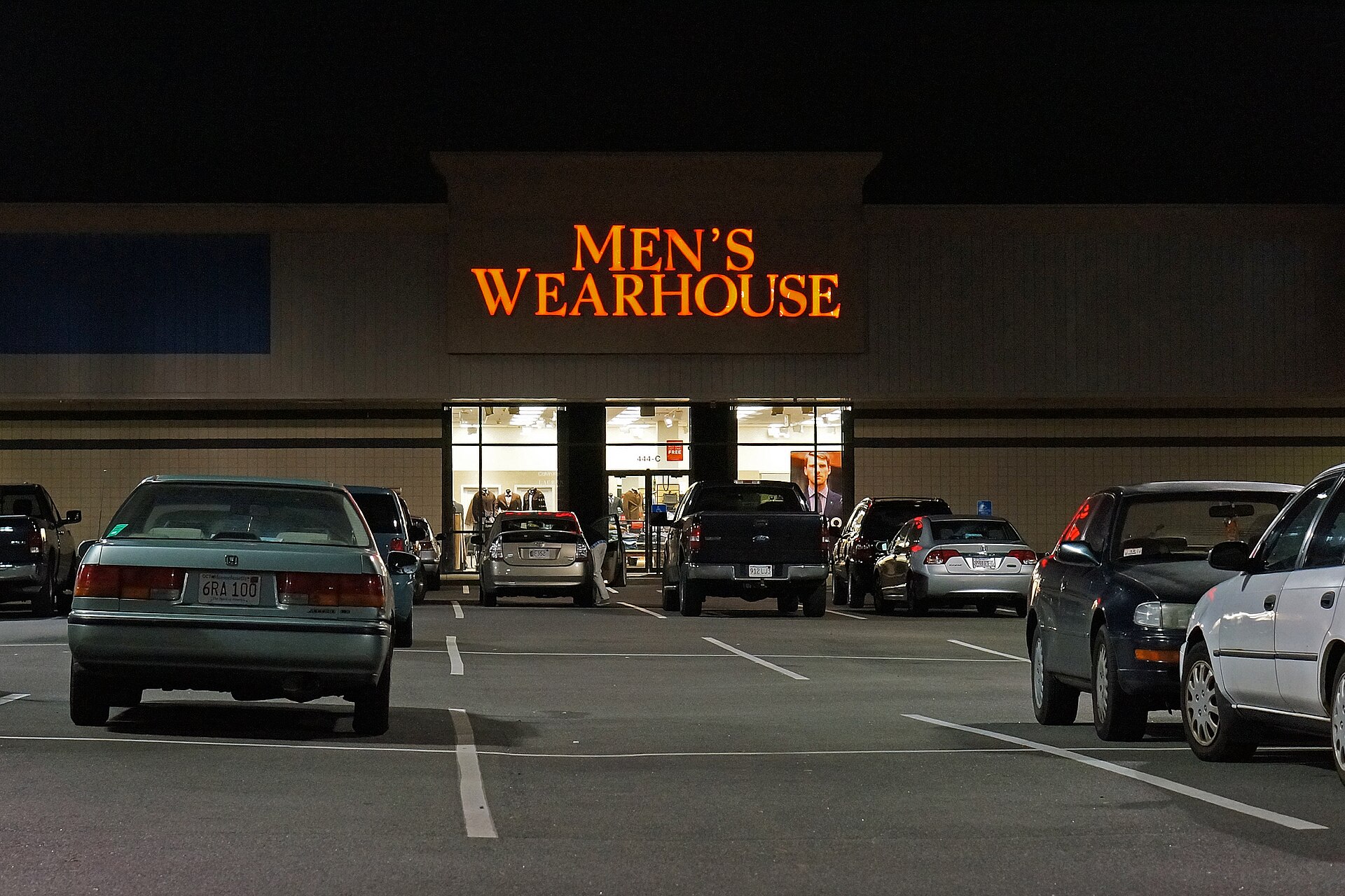 Mens Wearhouse clothing store