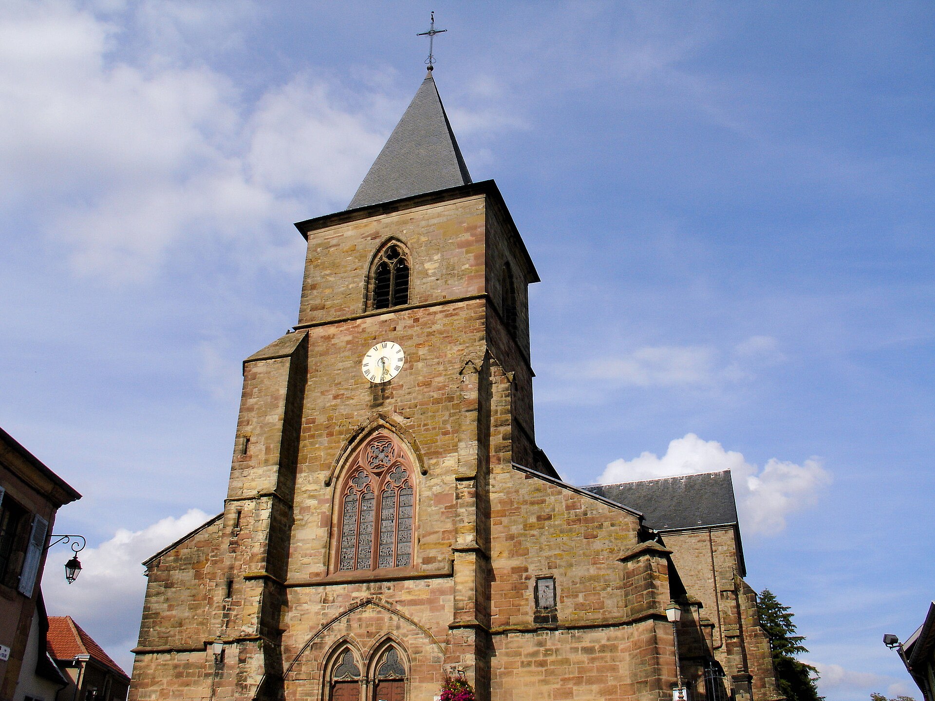 L'Église collégiale Saint-Étienne de Hombourg-Haut (située dans le Vieux-Hombourg).
